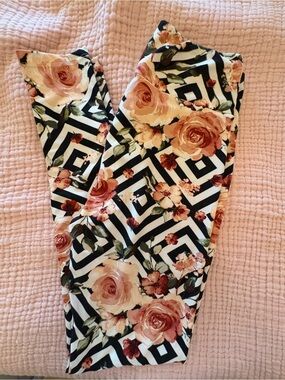 LuLaRoe Floral & Black-White Striped One Size Top